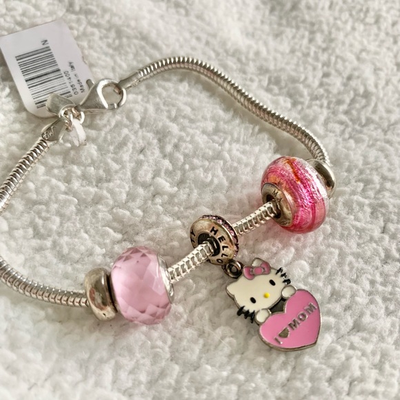 Kay’s Jewelers Sanrio Hello Kitty Charm Bracelet Sterling Silver - Picture 2 of 8